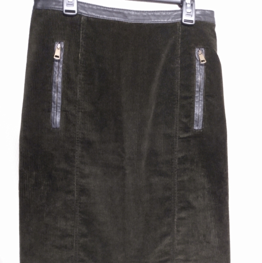 Burberry Brit Corduroy Leather Trim Skirt, sz USA 6, pre-owned